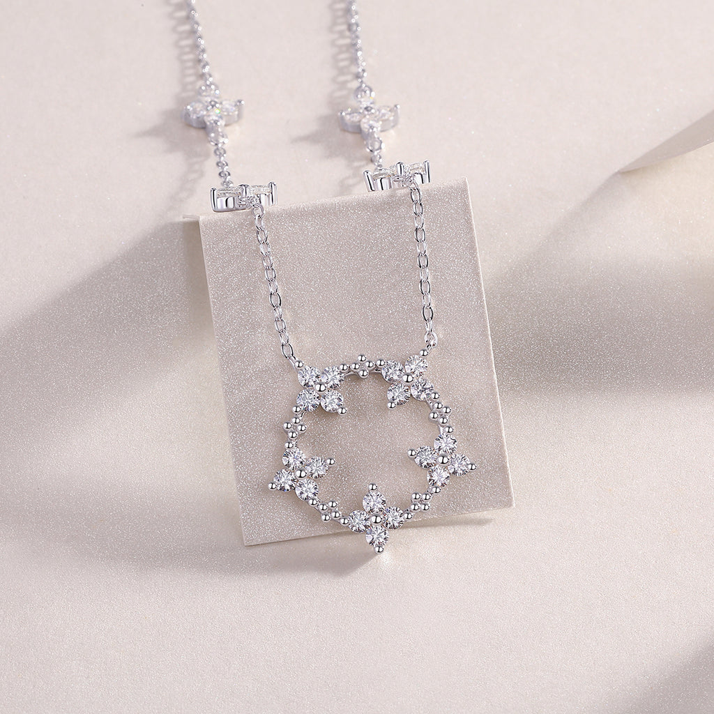 Iris - A Fashionable And Luxurious Diamond Jewelry Pendant Set With Moissanite S925 Sterling Silver And Platinum Plating