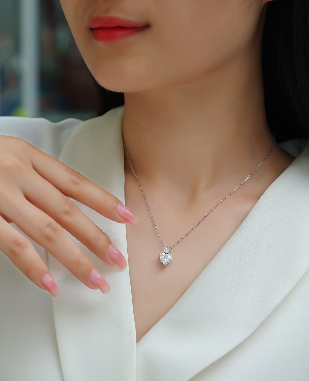 Ripple Fantasy - A Fashionable And Luxurious Diamond Jewelry Pendant Set With Moissanite S925 Sterling Silver And Platinum Plating